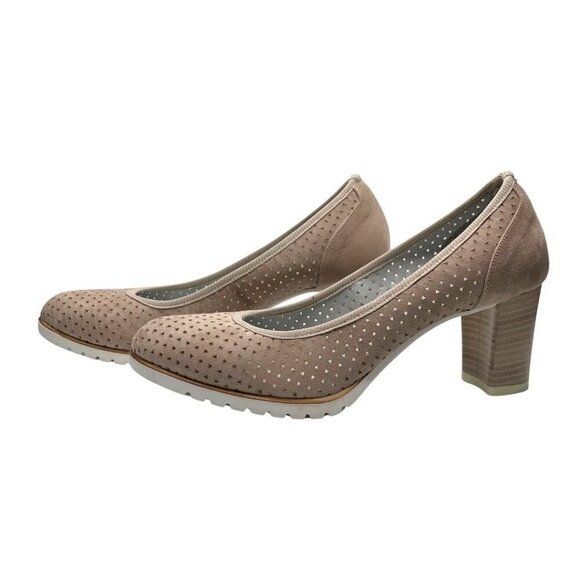 ATELIERS MADE IN ITALY TAUPE PERFORATED SUEDE TESLA PUMPS - 8 - Picture 1 of 10